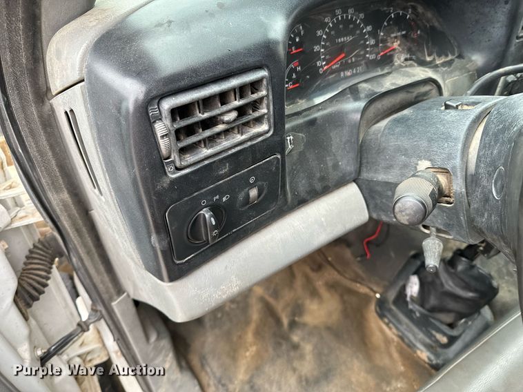 image for item OD9905 2007 Ford F650 Super Duty  bucket truck