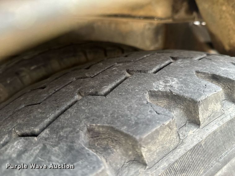 image for item OD9905 2007 Ford F650 Super Duty  bucket truck