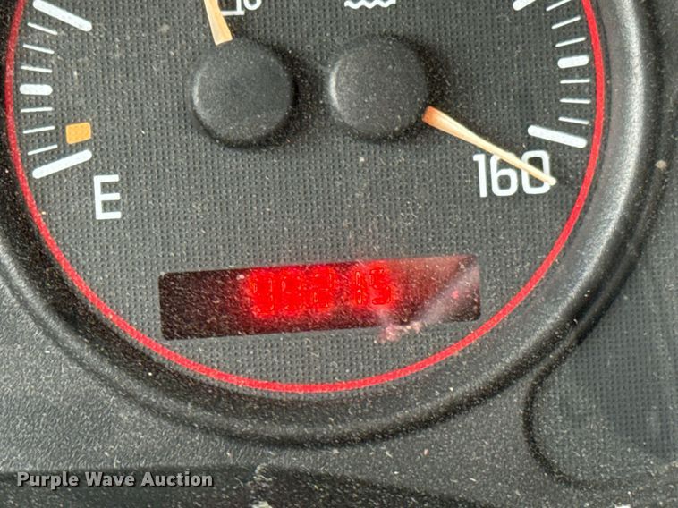 image for item OD9906 2002 Pontiac Montana  van