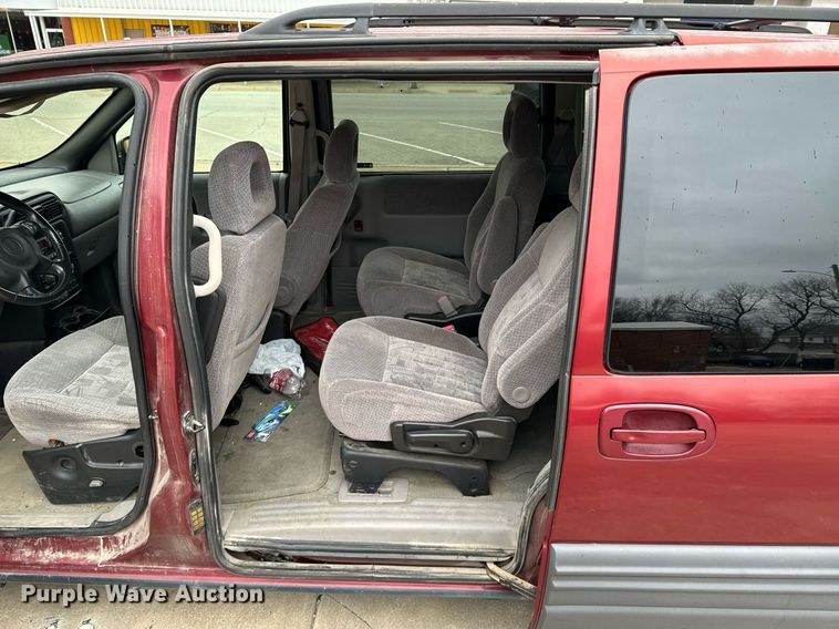 image for item OD9906 2002 Pontiac Montana  van