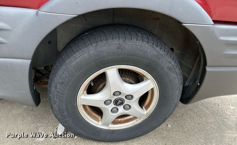 image for item OD9906 2002 Pontiac Montana  van