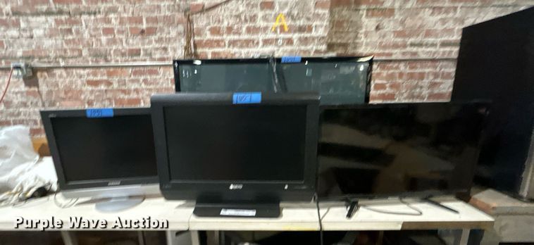 image for item OM9173 (4) TVs