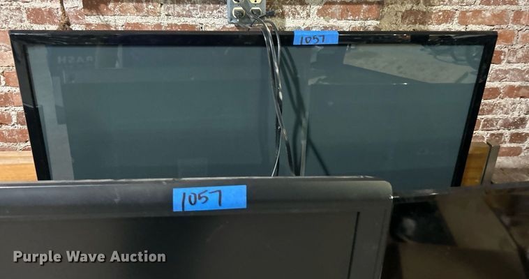 image for item OM9173 (4) TVs