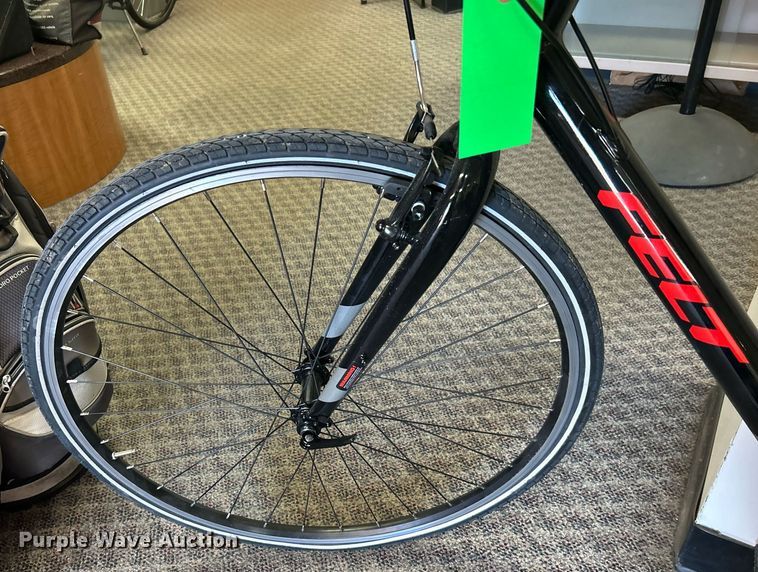 image for item OM9176 Felt Verza bike