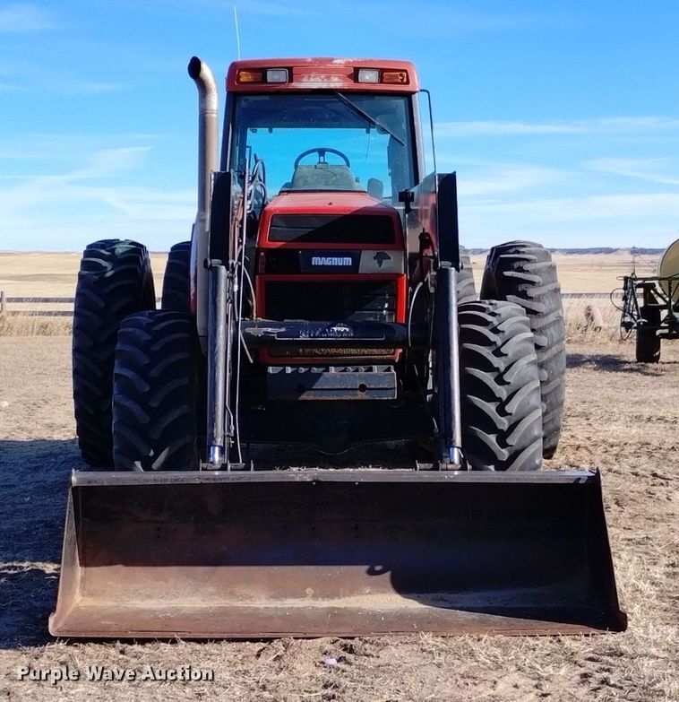 image for item DK8957 1995 Case IH 7220  MFWD tractor