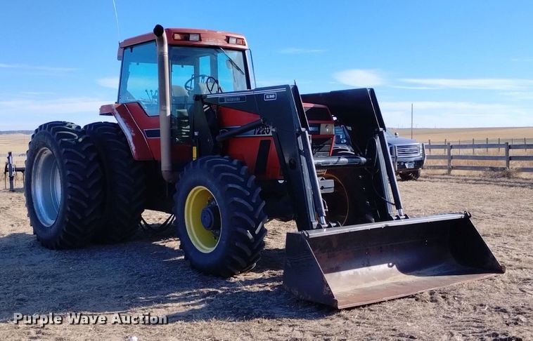 image for item DK8957 1995 Case IH 7220  MFWD tractor