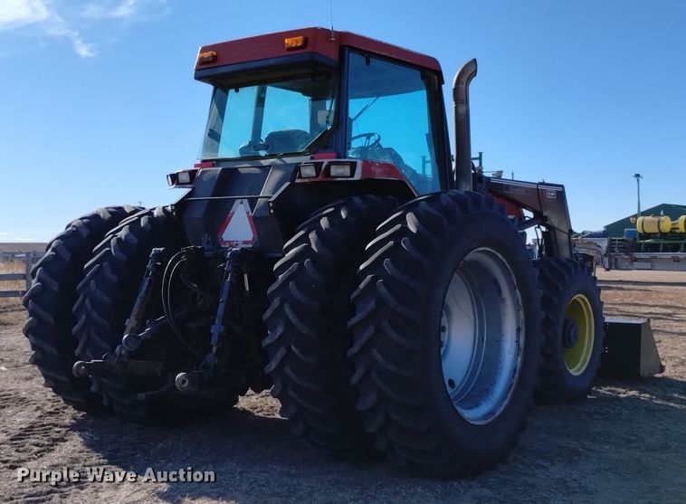 image for item DK8957 1995 Case IH 7220  MFWD tractor