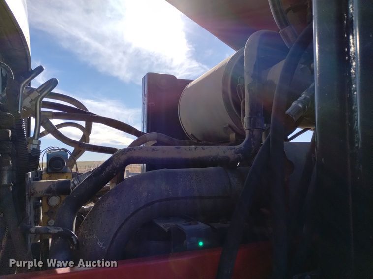 image for item DK8957 1995 Case IH 7220  MFWD tractor