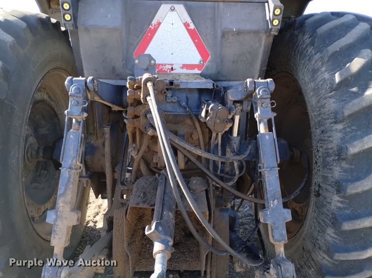 image for item DK8957 1995 Case IH 7220  MFWD tractor