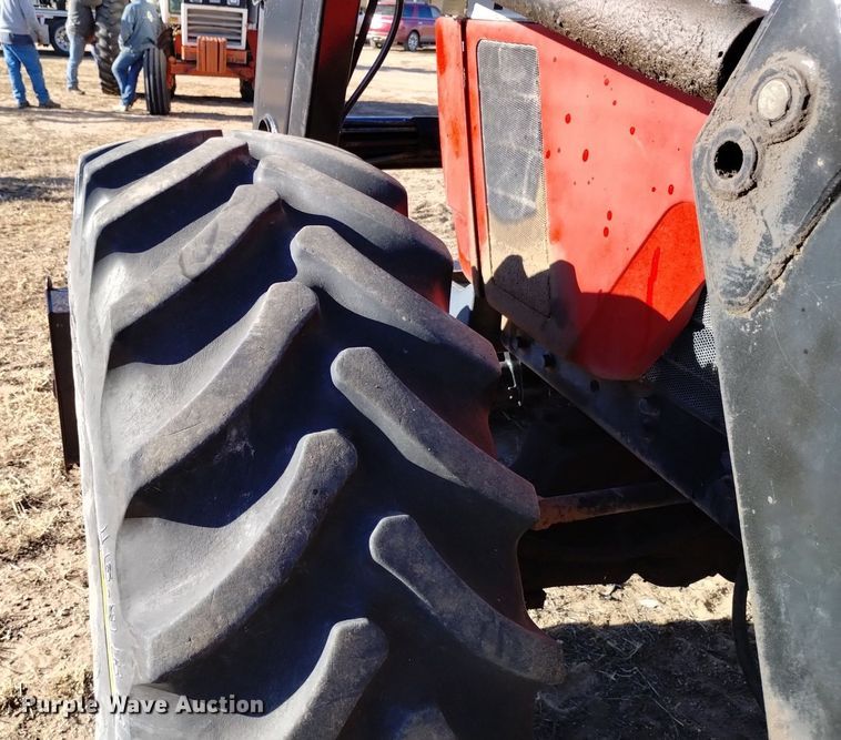 image for item DK8957 1995 Case IH 7220  MFWD tractor