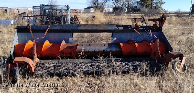 image for item DK8964 Gleaner L3  combine