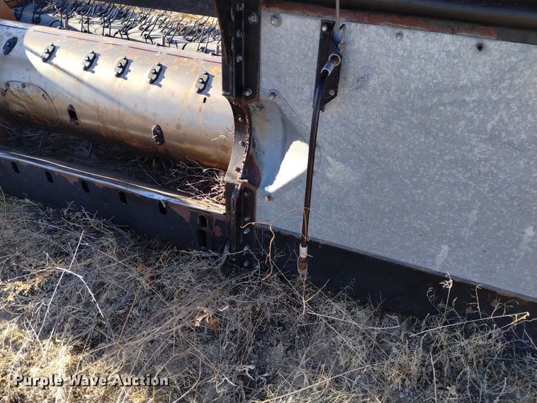 image for item DK8964 Gleaner L3  combine