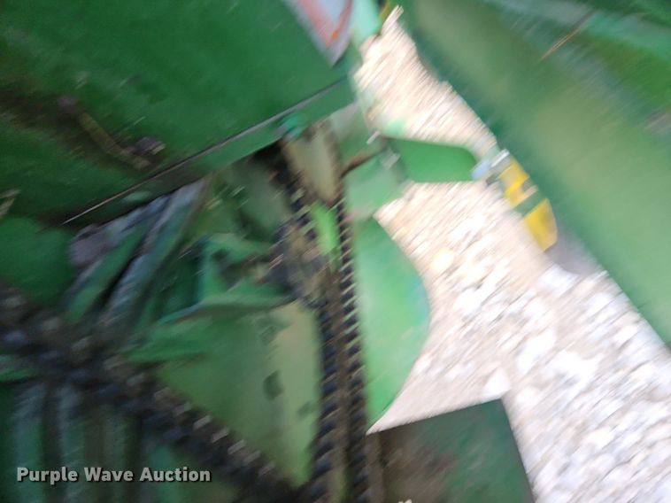 image for item DN7178 1995 John Deere 535  round baler