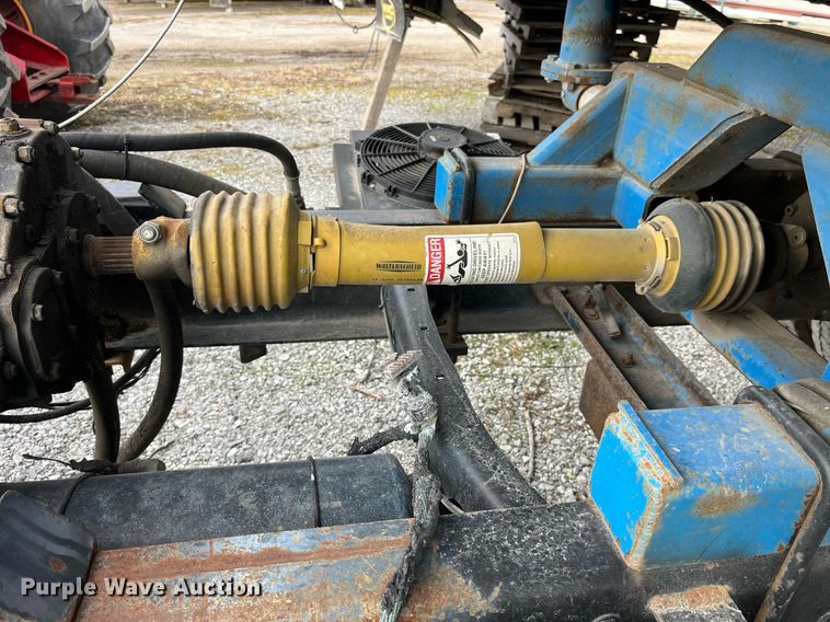 image for item DP2182 2002 International 8100  feed mixer chassis