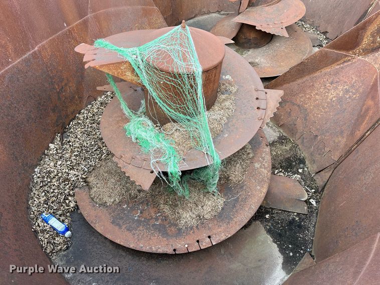 image for item DP2182 2002 International 8100  feed mixer chassis