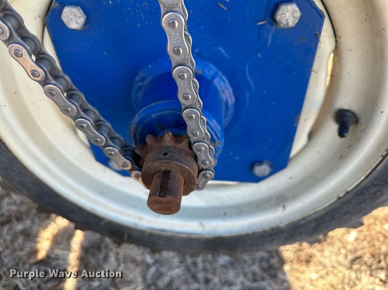 image for item DQ1578 Blue Jet  liquid fertilizer applicator