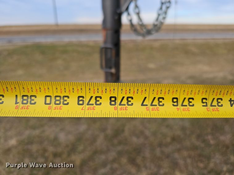 image for item DQ8563 2011 Titan BR8382  livestock trailer