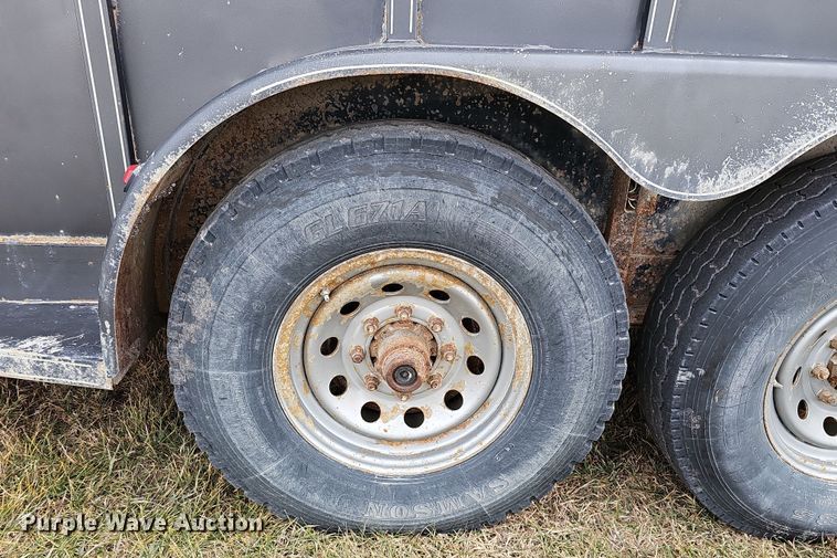 image for item DQ8563 2011 Titan BR8382  livestock trailer