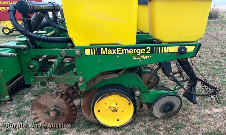 image for item EI0558 John Deere 7300 MaxEmerge 2  planter