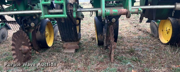 image for item EI0558 John Deere 7300 MaxEmerge 2  planter