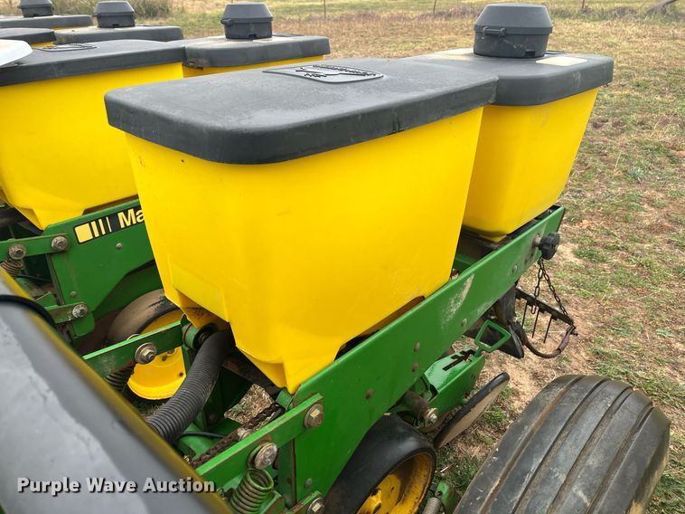 image for item EI0558 John Deere 7300 MaxEmerge 2  planter