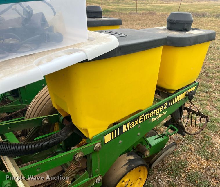 image for item EI0558 John Deere 7300 MaxEmerge 2  planter