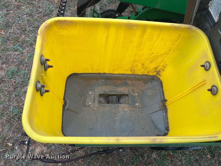 image for item EI0558 John Deere 7300 MaxEmerge 2  planter