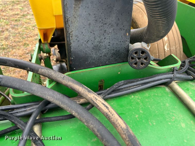 image for item EI0558 John Deere 7300 MaxEmerge 2  planter
