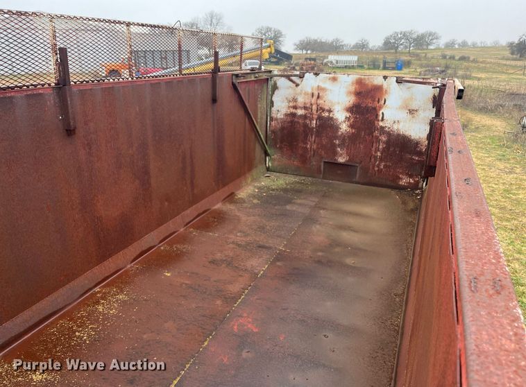 image for item EI0561 Grain truck bed