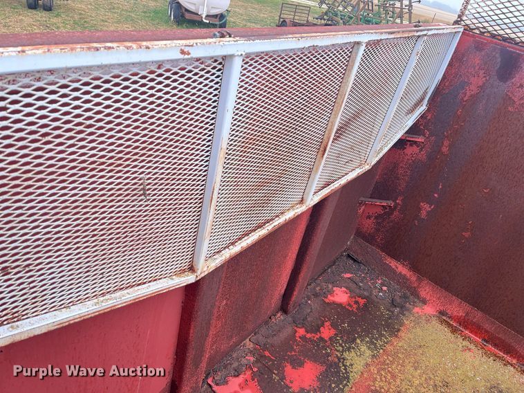 image for item EI0561 Grain truck bed