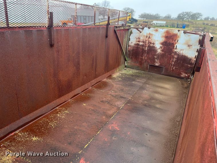 image for item EI0561 Grain truck bed