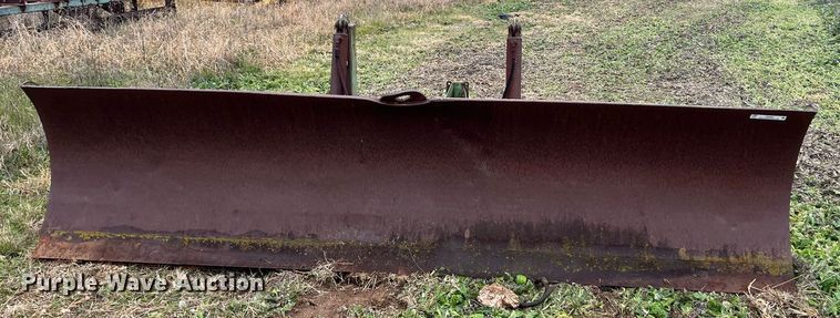 image for item EI0562 John Deere  12' L blade