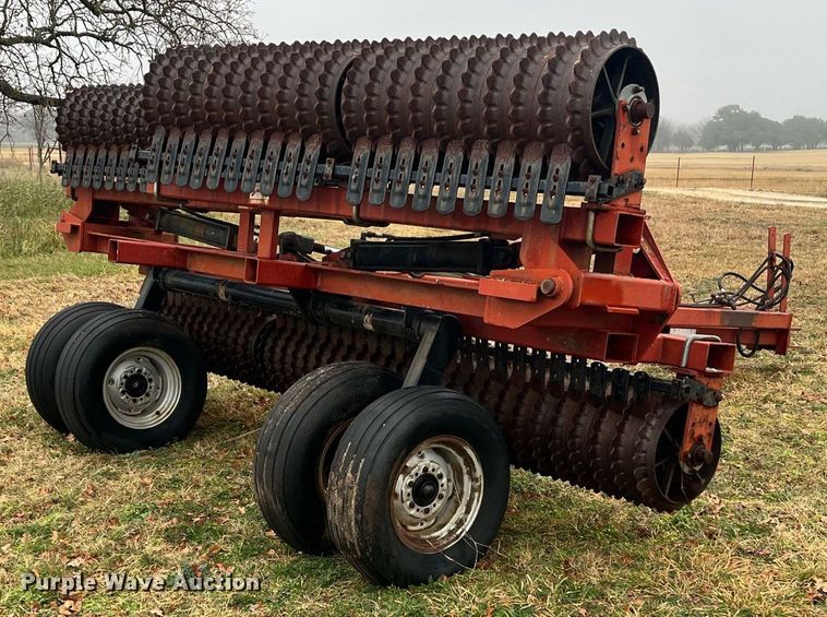 image for item EI0564 Farm Hand WP42  cultipacker