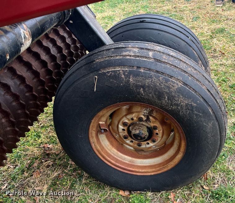 image for item EI0564 Farm Hand WP42  cultipacker