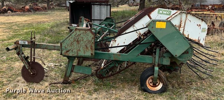 image for item EI0565 KMC  peanut harvester