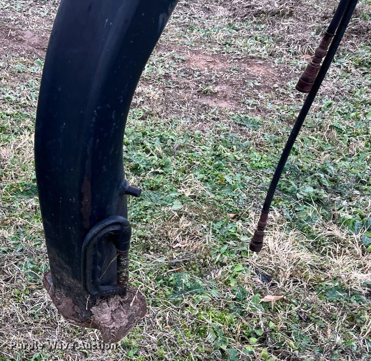 image for item EI0566 Sterling  soil packer