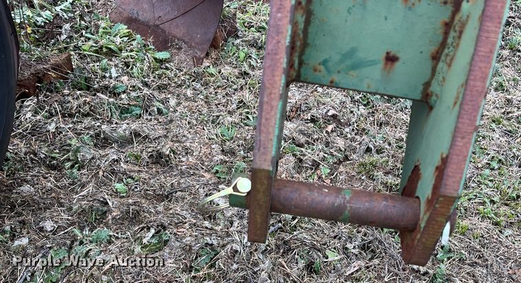 image for item EI0567 John Deere 965  five bottom plow