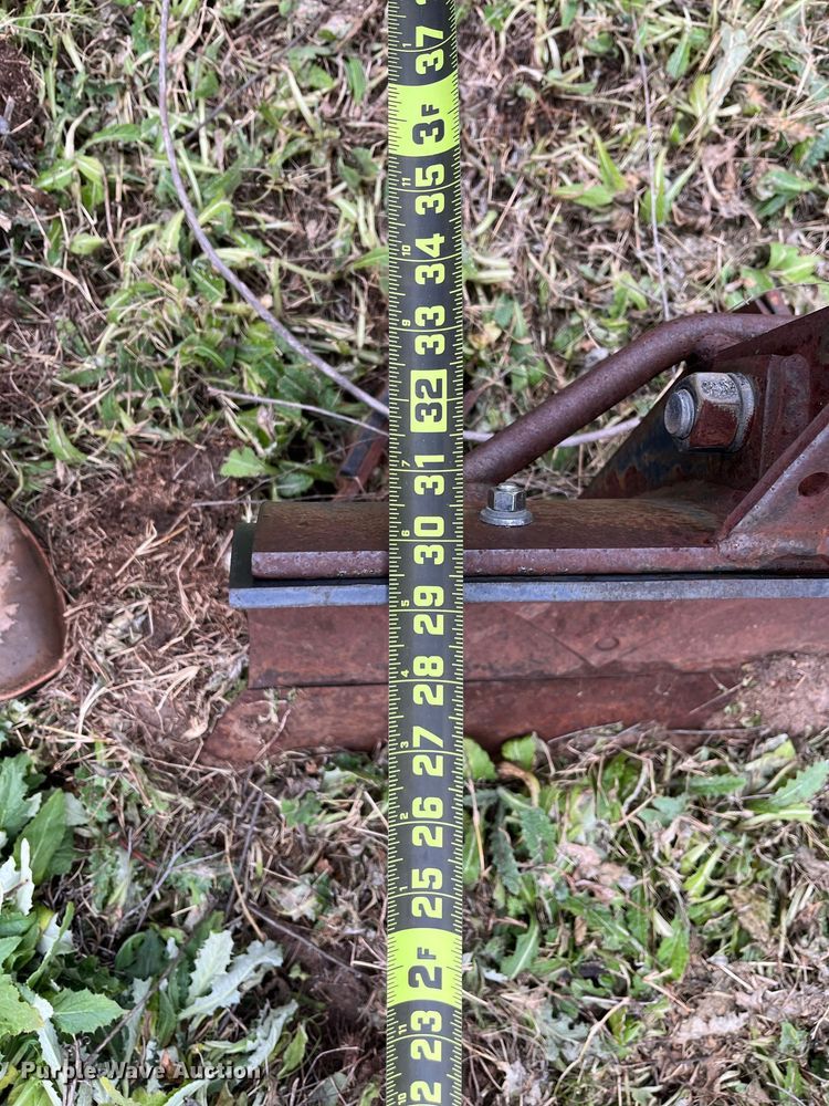 image for item EI0567 John Deere 965  five bottom plow