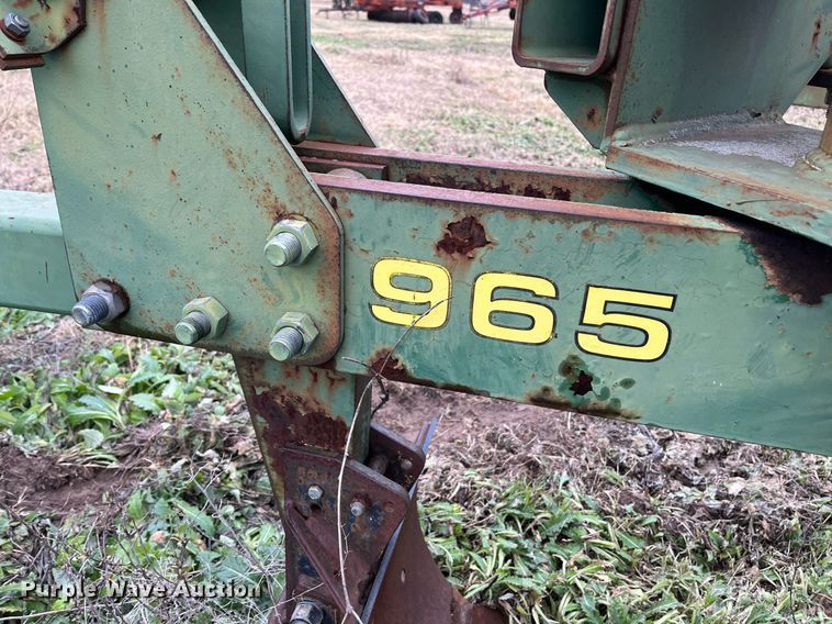 image for item EI0567 John Deere 965  five bottom plow