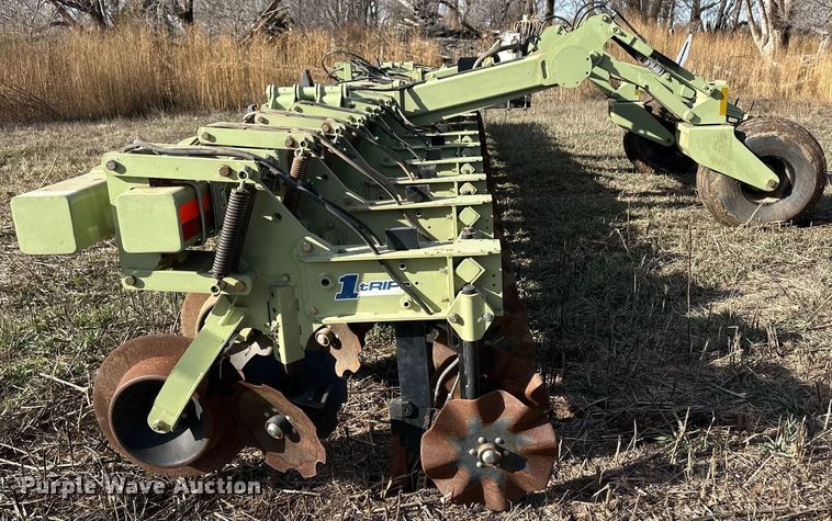 image for item EK9860 Orthman 1tRIPr strip-till