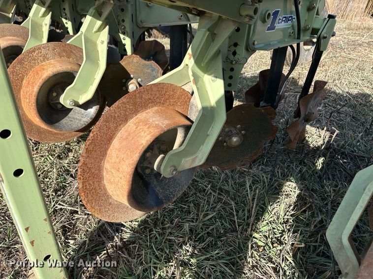 image for item EK9860 Orthman 1tRIPr strip-till