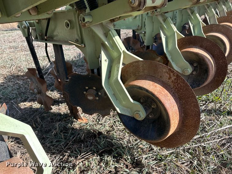 image for item EK9860 Orthman 1tRIPr strip-till