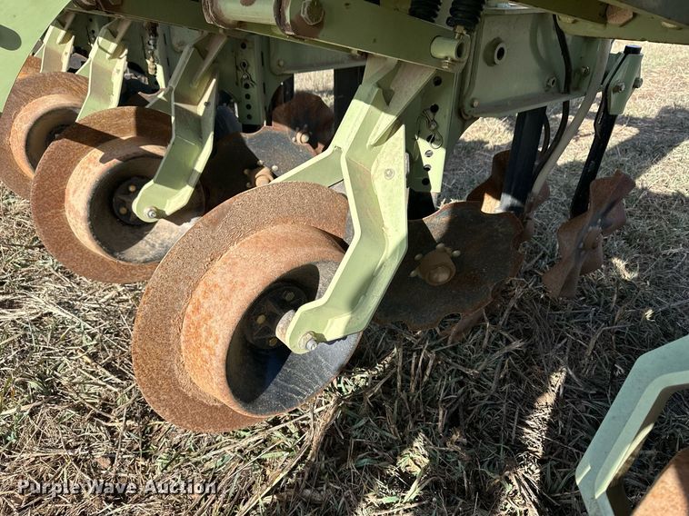 image for item EK9860 Orthman 1tRIPr strip-till