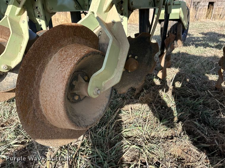 image for item EK9860 Orthman 1tRIPr strip-till