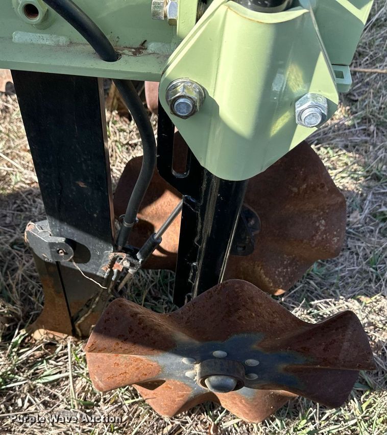 image for item EK9860 Orthman 1tRIPr strip-till