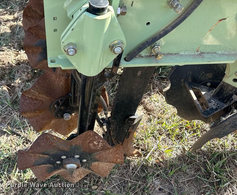 image for item EK9860 Orthman 1tRIPr strip-till