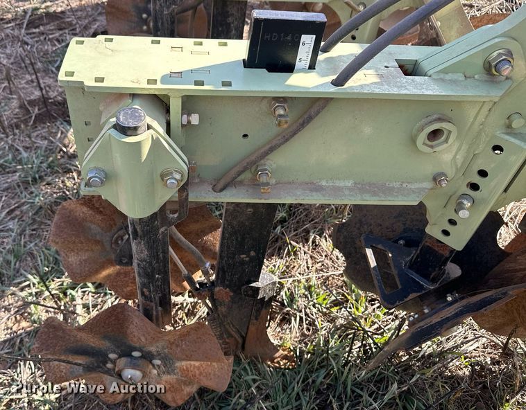 image for item EK9860 Orthman 1tRIPr strip-till