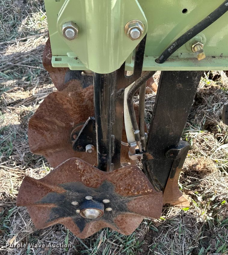 image for item EK9860 Orthman 1tRIPr strip-till