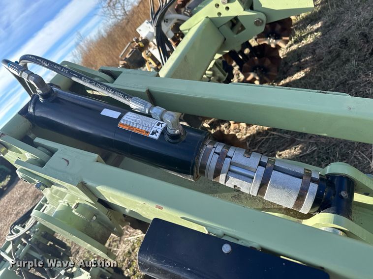 image for item EK9860 Orthman 1tRIPr strip-till