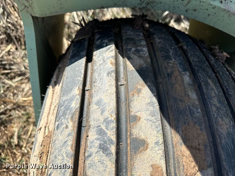 image for item EK9860 Orthman 1tRIPr strip-till